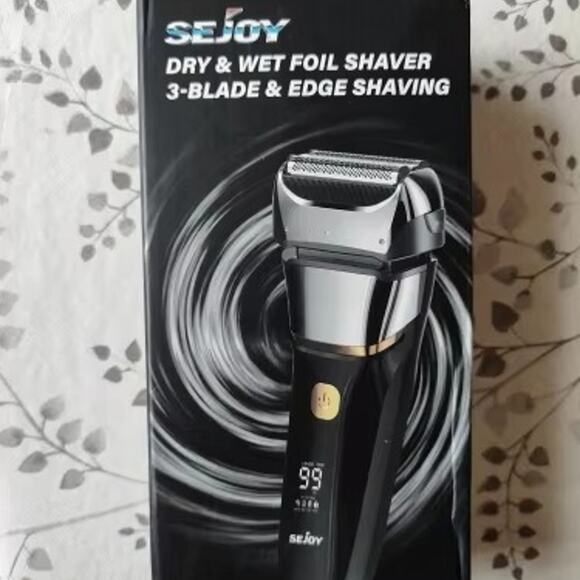 Electric Portable Razor for Men Foil Shaver with 3-Blade Edge Shaving 7500 RPM - Picture 1 of 8